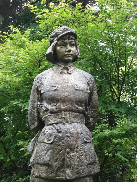 中华女烈 伍若兰 - 中华女烈 - 红霞万朵